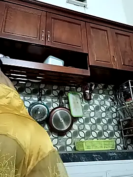    Erin    online show from November 6, 3:05 pm