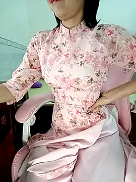    Erin    online show from October 27, 3:24 pm