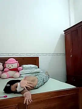    Erin    online show from March 18, 2:26 am