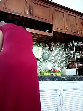   Erin    online show from September 17, 4:47 am