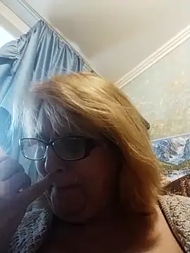 Forest-Lady online show from February 9, 9:07 am