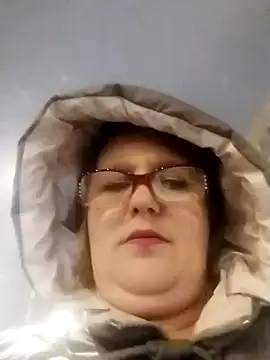 Forest-Lady online show from March 1, 4:44 pm
