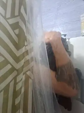 Snapshot of Robriguezxxx chatting on November 20, 6:14 am Robriguezxxx online show from November 20, 6:14 am