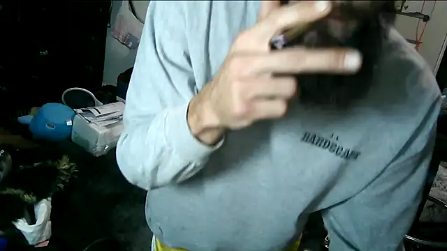 Snapshot of Robriguezxxx chatting on October 21, 2:33 am Robriguezxxx online show from October 21, 2:33 am