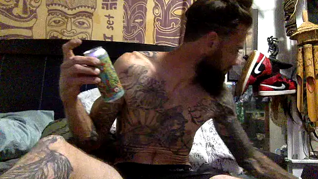 Snapshot of Robriguezxxx chatting on September 9, 7:07 am Robriguezxxx online show from September 9, 7:07 am