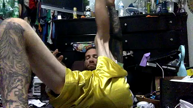 Snapshot of Robriguezxxx chatting on September 10, 3:49 am Robriguezxxx online show from September 10, 3:49 am