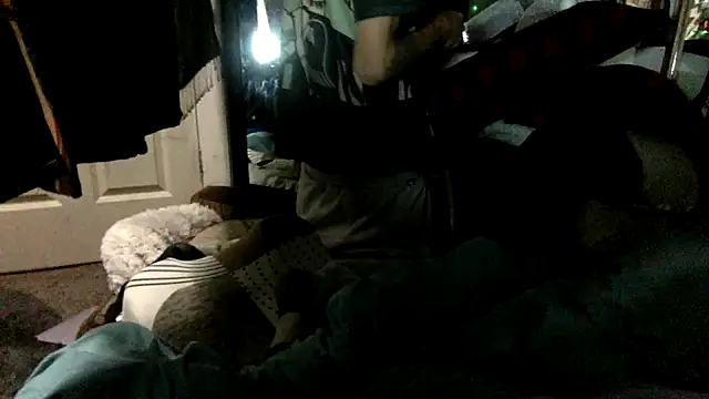 Snapshot of Robriguezxxx chatting on November 18, 5:44 am Robriguezxxx online show from November 18, 5:44 am