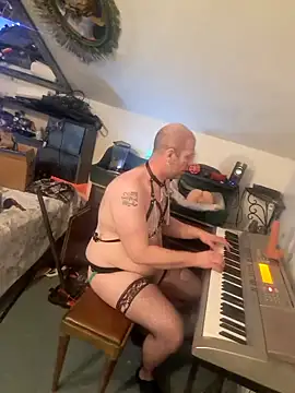 Snapshot of ditchwater chatting on January 23, 11:15 pm ditchwater online show from January 23, 11:15 pm