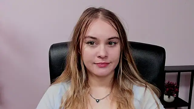 kitty valeria online show from February 2, 5:23 pm