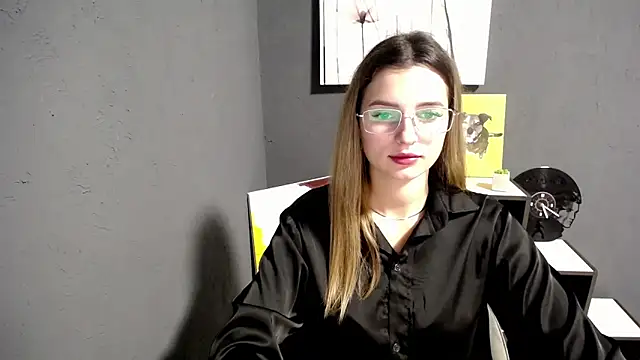 lady olivia  online show from November 7, 1:37 pm