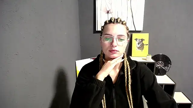 Snapshot of lady_olivia_ chatting on October 16, 2:03 pm lady olivia online show from October 16, 2:03 pm