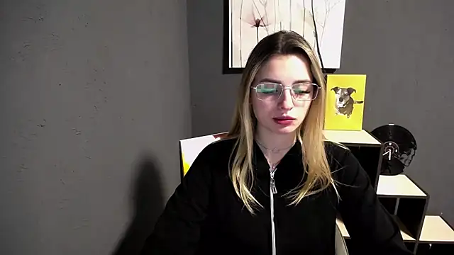 Snapshot of lady_olivia_ chatting on April 27, 12:14 pm lady olivia online show from April 27, 12:14 pm
