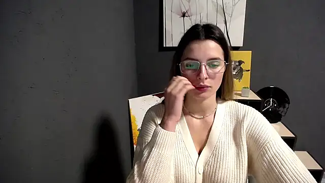 lady olivia  online show from January 5, 5:27 pm