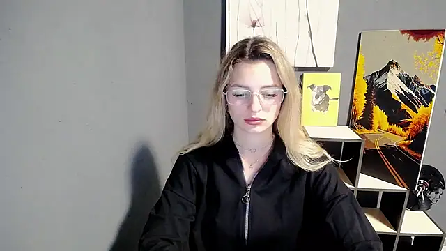 Snapshot of lady_olivia_ chatting on July 10, 11:32 am lady olivia online show from July 10, 11:32 am