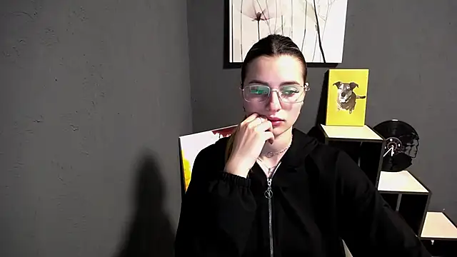 Snapshot of lady_olivia_ chatting on May 15, 12:36 pm lady olivia online show from May 15, 12:36 pm