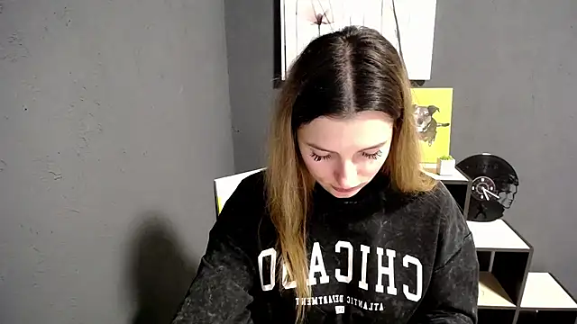 lady olivia  online show from November 4, 2:54 pm