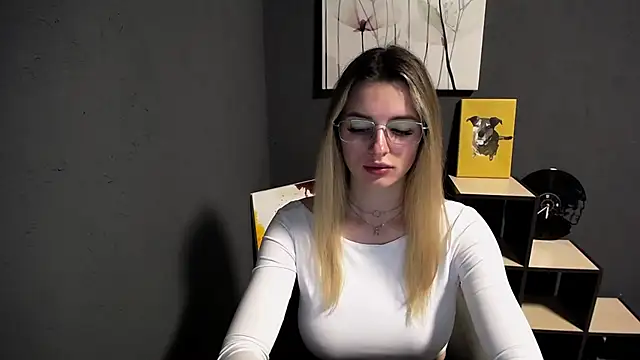Snapshot of lady_olivia_ chatting on May 9, 11:46 am lady olivia online show from May 9, 11:46 am