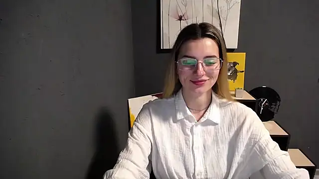 lady olivia  online show from February 26, 3:12 pm