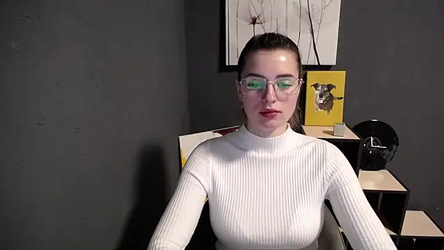 lady olivia  online show from February 12, 1:11 pm