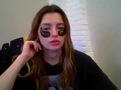 lady olivia  online show from November 29, 1:33 pm