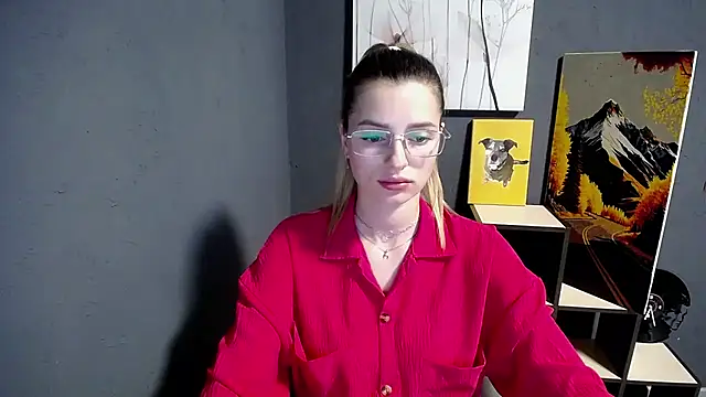 Snapshot of lady_olivia_ chatting on June 15, 4:50 pm lady olivia online show from June 15, 4:50 pm