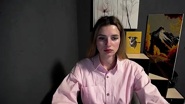 Snapshot of lady_olivia_ chatting on June 4, 12:43 pm lady olivia online show from June 4, 12:43 pm