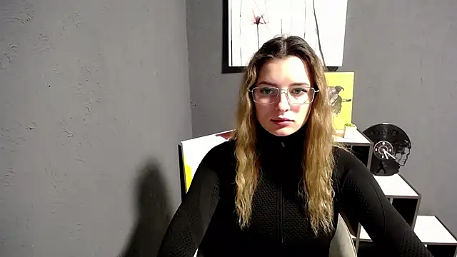 lady olivia  online show from October 30, 1:09 pm