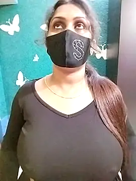 Snapshot of Riya_Sexy_Baby chatting on November 15, 2:26 am Riya Sexy Baby online show from November 15, 2:26 am