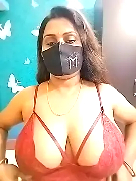 Snapshot of Riya_Sexy_Baby chatting on November 4, 7:56 am Riya Sexy Baby online show from November 4, 7:56 am