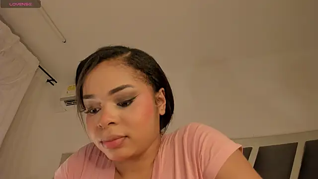 Samanntha Rose online show from December 18, 7:50 pm