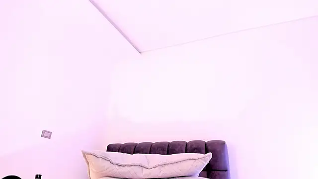 Alisson zambrano online show from April 16, 9:39 pm