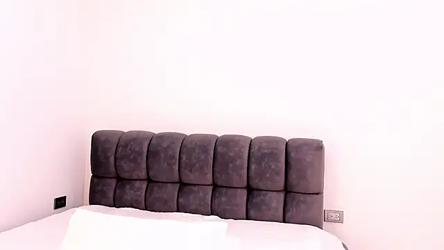 Snapshot of Alisson_zambrano chatting on July 11, 7:58 pm Alisson zambrano online show from July 11, 7:58 pm