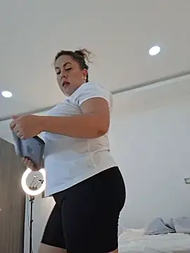 Snapshot of Alisson_zambrano chatting on June 27, 9:54 pm Alisson zambrano online show from June 27, 9:54 pm
