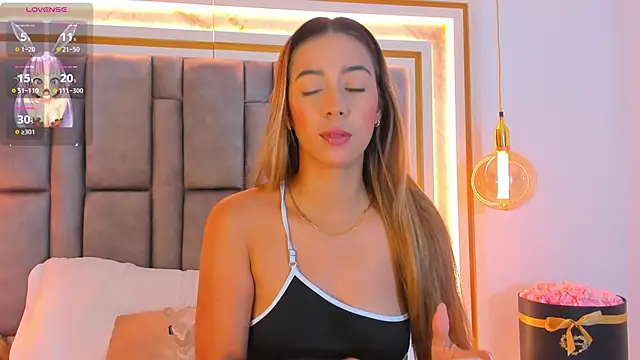 elianabrown online show from December 16, 9:41 pm