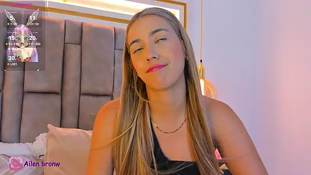 elianabrown online show from February 28, 9:25 pm