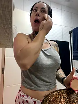 YasmimBrasil online show from November 1, 8:41 am