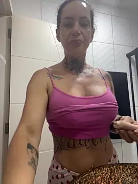 YasmimBrasil online show from November 4, 7:56 am