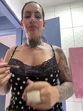 YasmimBrasil online show from March 19, 4:40 pm