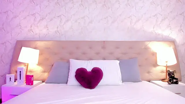 SofieReyes online show from February 27, 1:55 pm