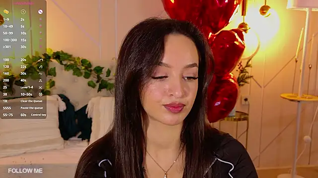 Lolly Neal online show from February 18, 4:43 am