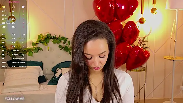 Lolly Neal online show from February 15, 4:35 am