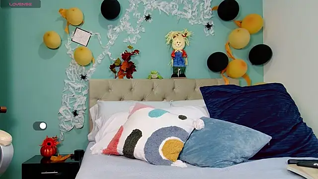 yanella fire online show from November 1, 2:22 pm