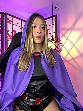 Victoria Adams14 online show from January 14, 4:27 am