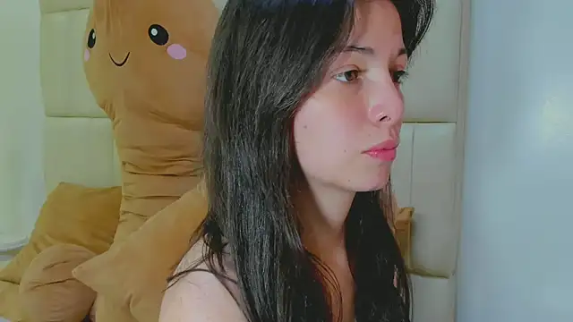 Snapshot of diana_queen_ chatting on January 22, 8:59 pm diana queen online show from January 22, 8:59 pm