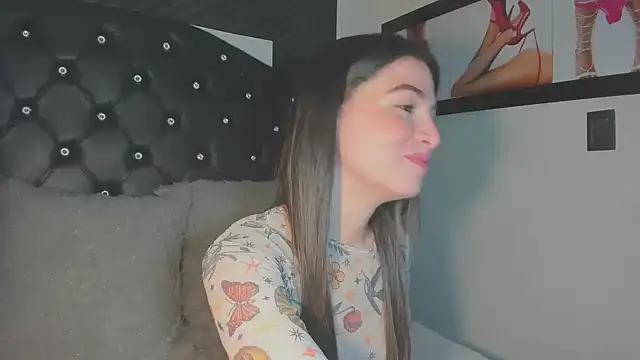 diana queen  online show from April 16, 9:39 pm