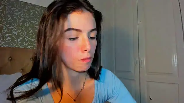 diana queen  online show from June 5, 7:03 am