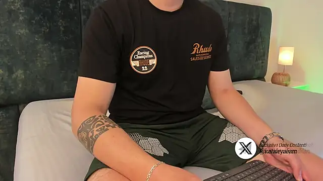 kataleyandliam online show from March 18, 7:22 pm