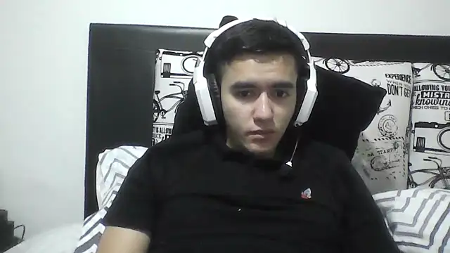 Estebitan vm online show from March 3, 5:03 am