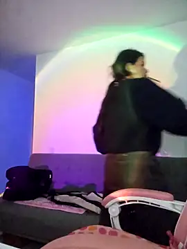 Snapshot of azumiichan chatting on October 15, 11:57 pm azumiichan online show from October 15, 11:57 pm