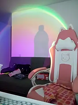 Snapshot of azumiichan chatting on October 11, 12:11 am azumiichan online show from October 11, 12:11 am